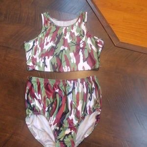 Camoflauge 2 Peice Set